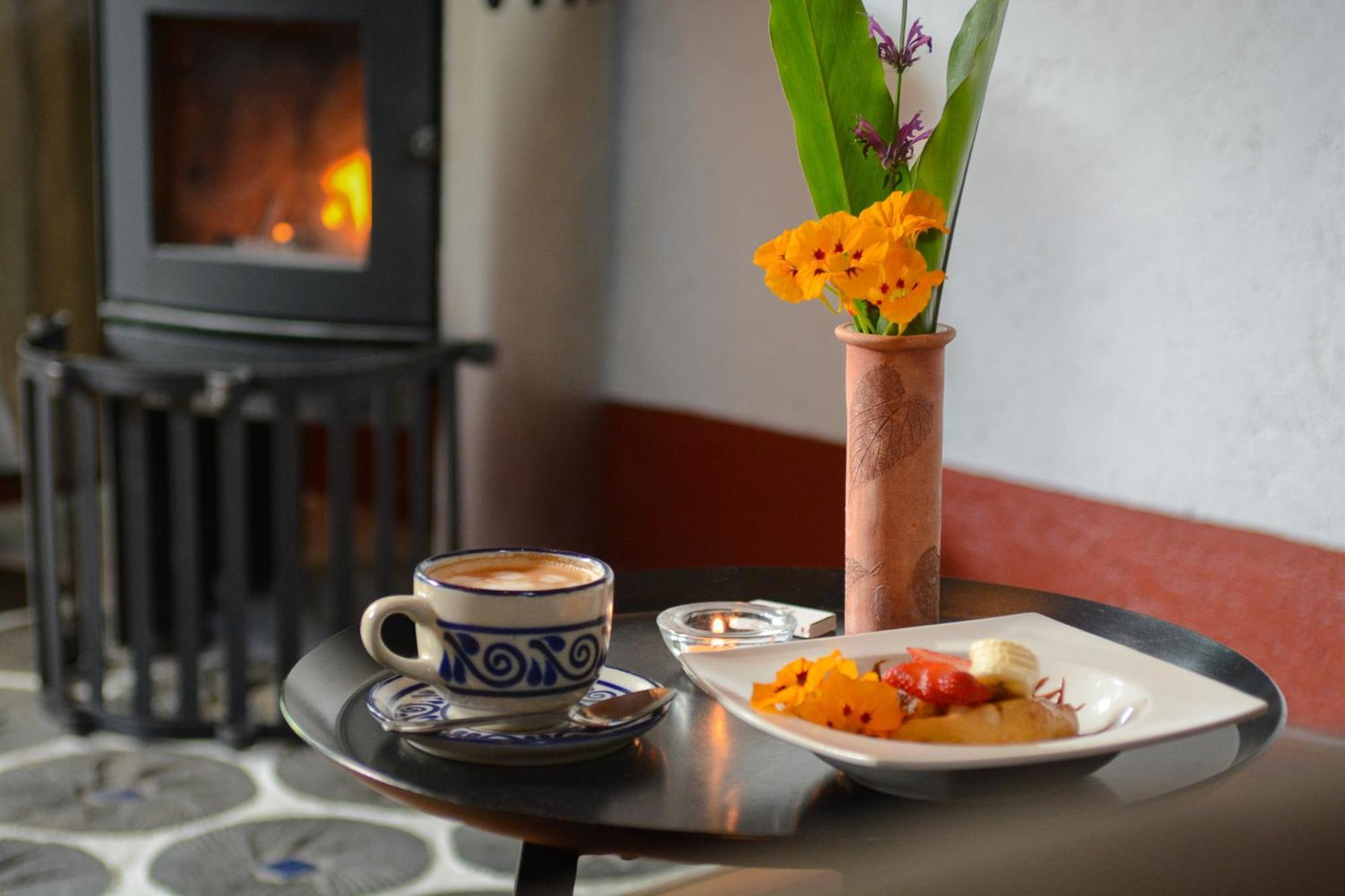 Meson De Leyendas Breakfast & Downtown Valle de Bravo Dış mekan fotoğraf