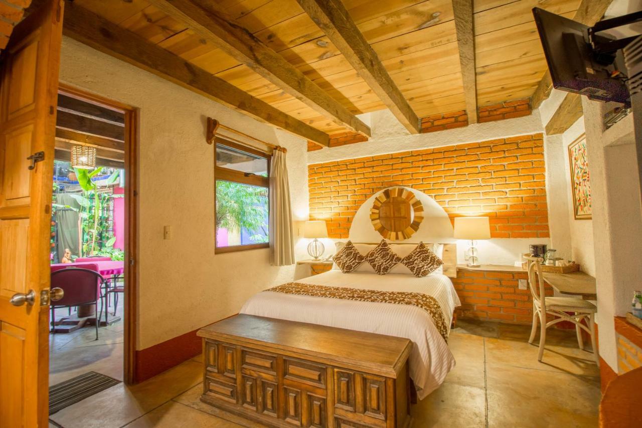 Meson De Leyendas Breakfast & Downtown Valle de Bravo Dış mekan fotoğraf
